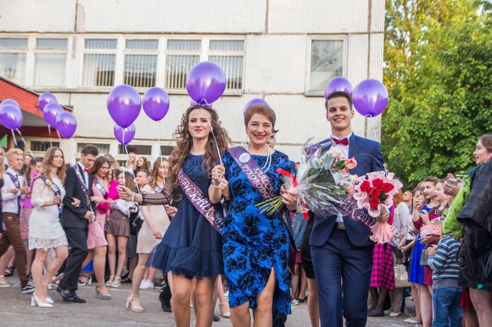 В субботу  в Ульяновске пройдут выпускные вечера, медали получат 339 человек
