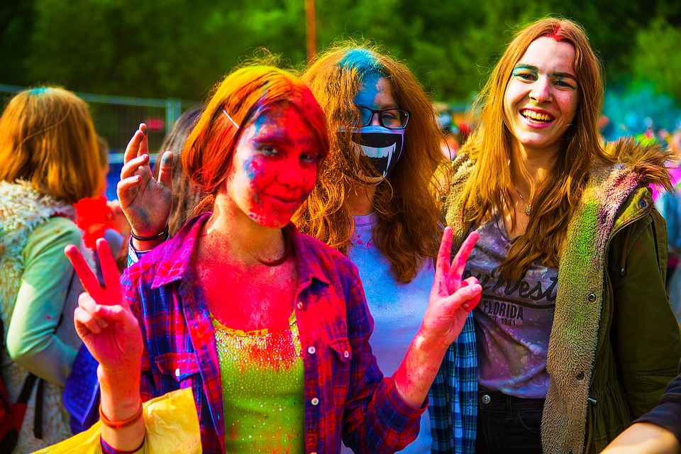 Яркое событие лета: ульяновцев приглашают на фестиваль красок