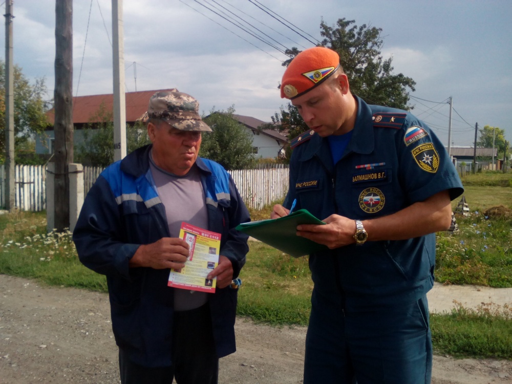 В Ульяновске жителям частного сектора напомнили о пожарной безопасности