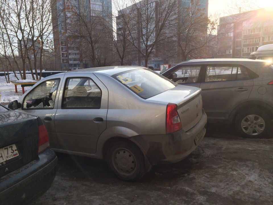 Три версии массового вандализма в Ульяновске. Кто бьет машины?