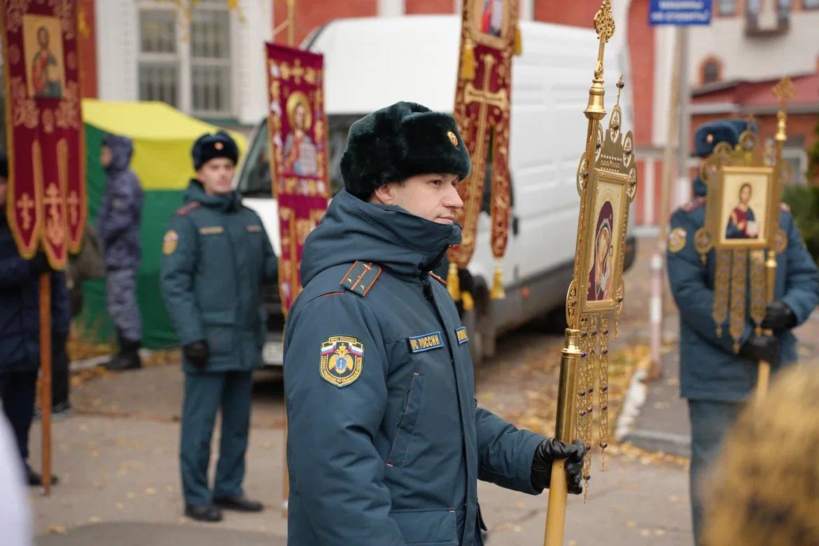 В крестном ходе в Ульяновске приняли участие 7 тысяч человек