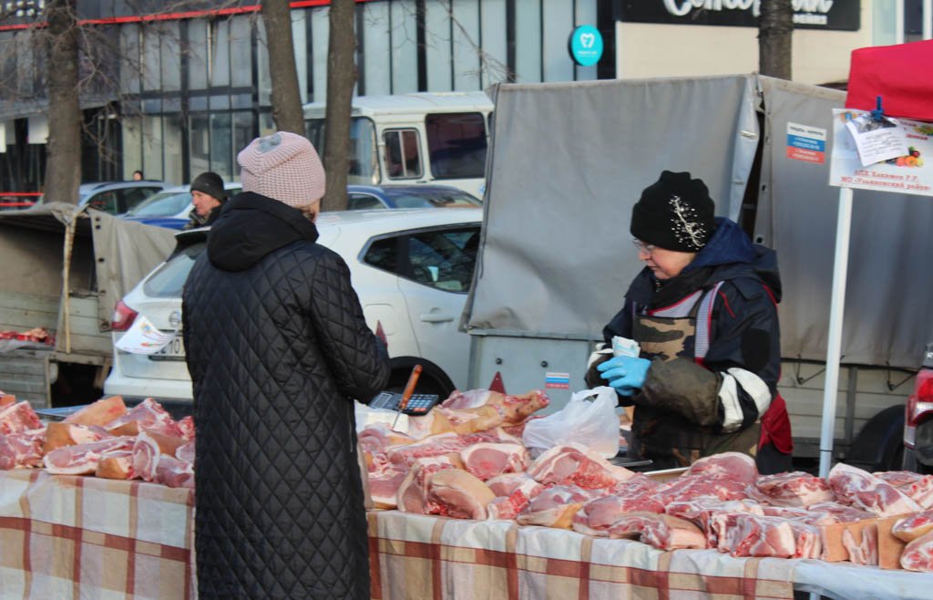 На рынках и ярмарках ульяновцы в прошлом году потратили 4,7 млрд рублей