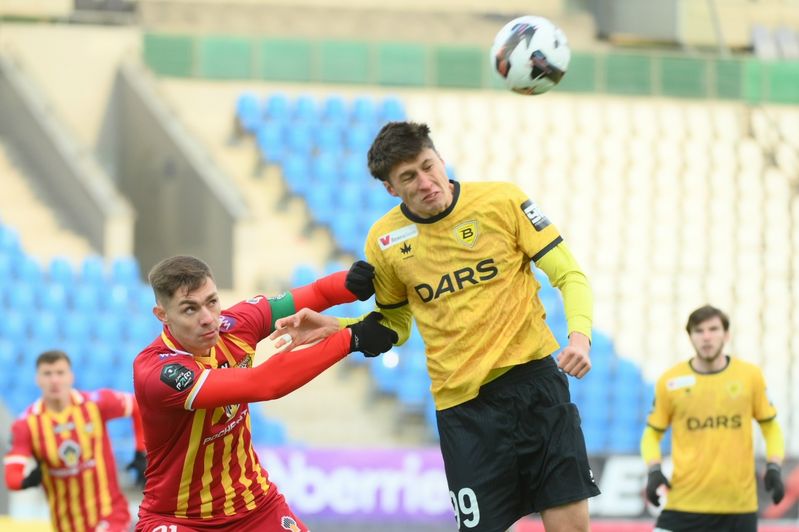 Один гол и три удаления: футбольная «Волга» победила в Подмосковье