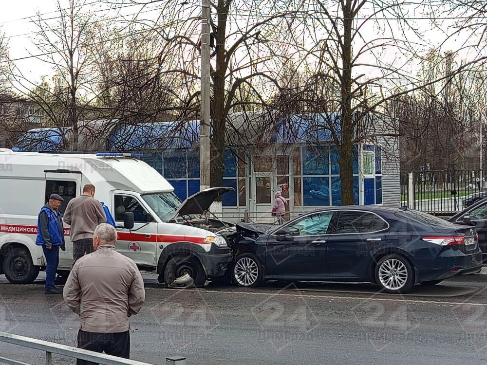 Скорая помощь попала в массовое ДТП в Димитровграде