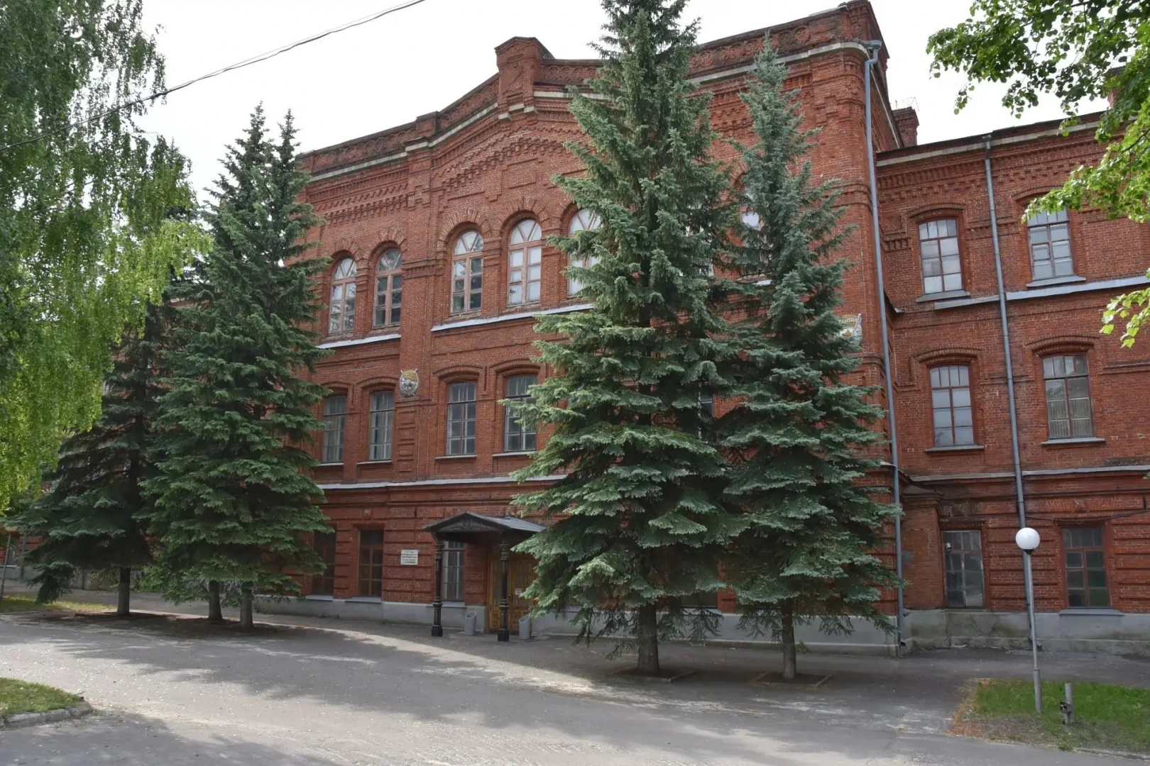 Переулок Краснознамённый «вышел из сумрака»