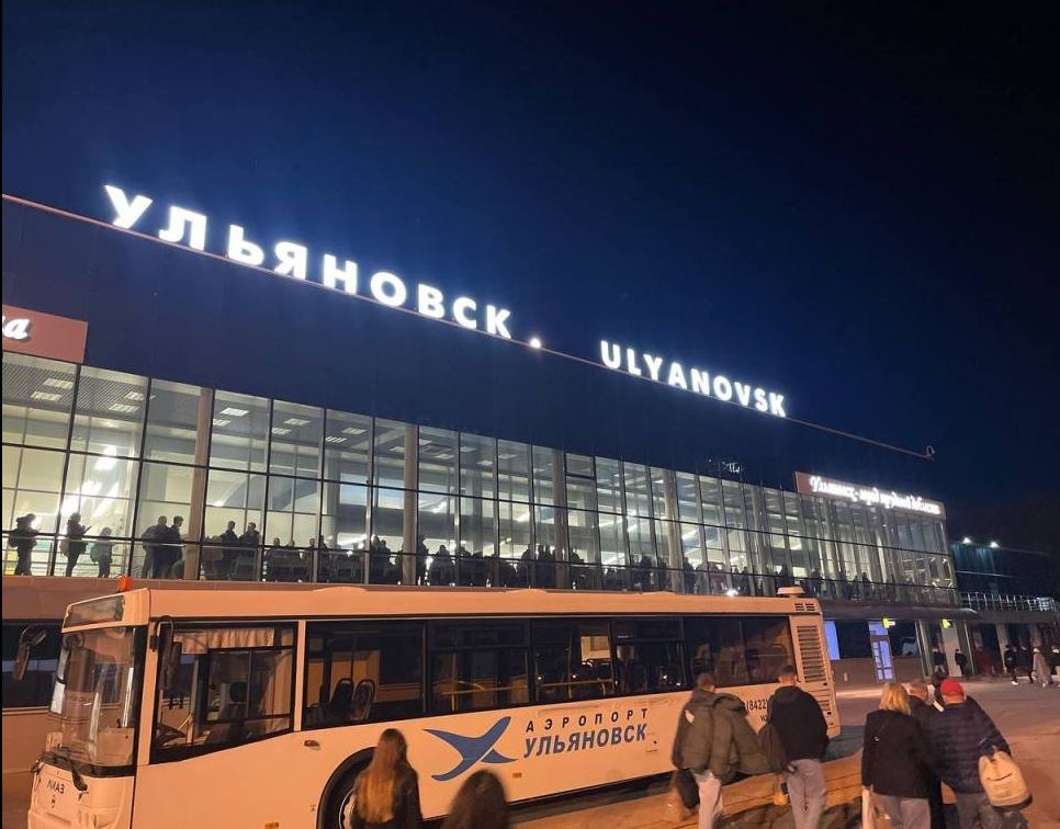 Ночью баратаевский аэропорт был закрыт: авиарейсы задержаны