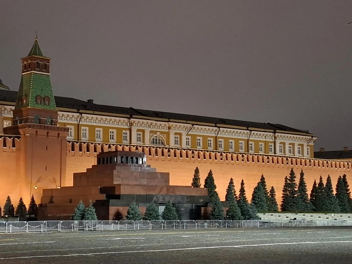 Гибатдинов назвал неадекватной идею перенести Мавзолей Ленина из Москвы в Ульяновск