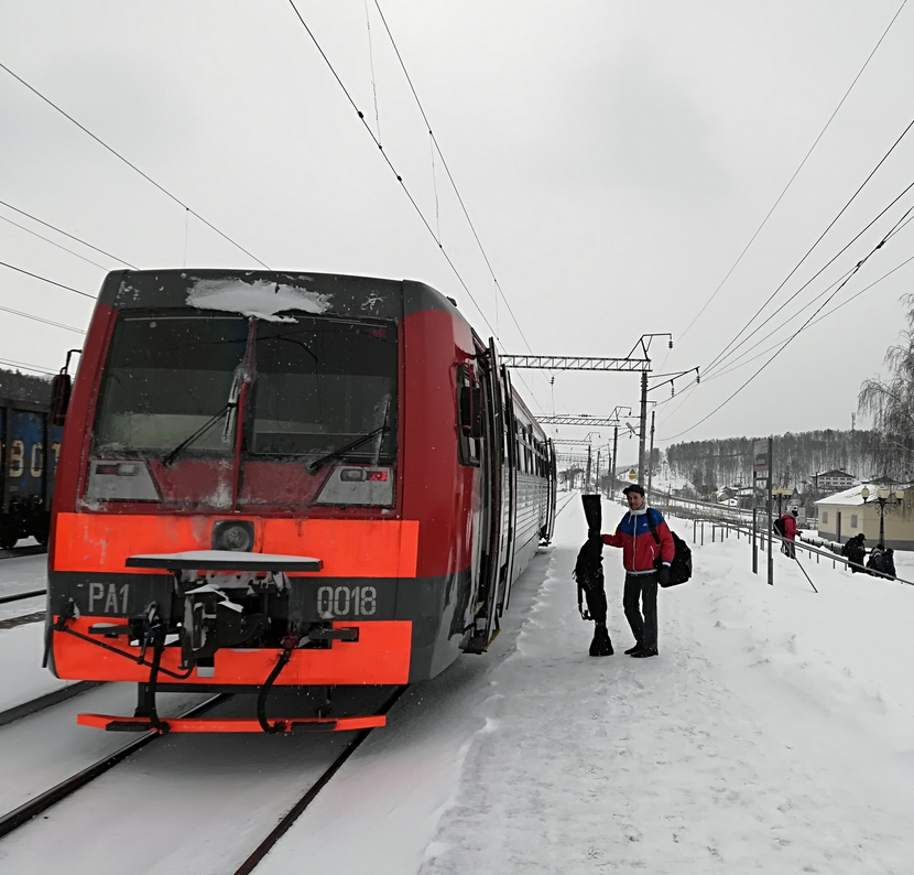 Автобус ульяновск инза. Пригородный поезд Ульяновск Димитровград. Пригородный поезд Глотовка Ульяновск. Электричка Ульяновск Димитровград. 6720 Пригородный поезд.