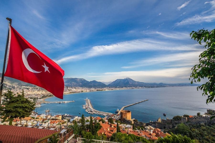 Российским туристам закрыли Турцию и Танзанию
