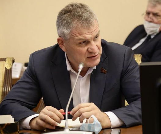 Депутат Куринный назвал две главные проблемы России