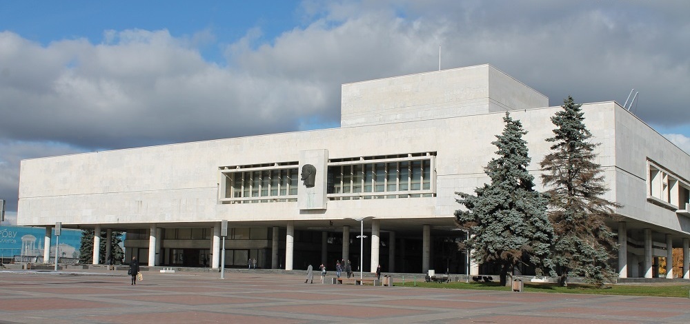 Мемориальный центр ульяновск. Ульяновский музей-мемориал в. и. Ленина Ульяновск. Мемориал Ленина в Ульяновске. Ленинский мемориал музей Ульяновск. Мемцентр Ульяновск музей Ленина.