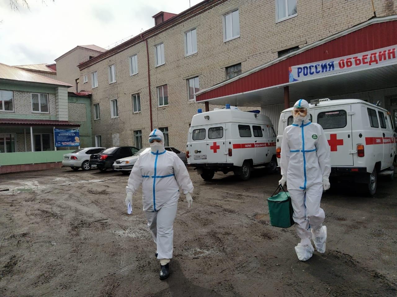 Коронавирусный подъём: 407 ульяновцев заразились, 13 госпитализированы, 2 умерли