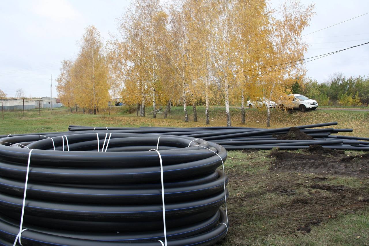 Русских о ситуации с водоснабжением в регионе: «Проблем много, работы не останавливаются»