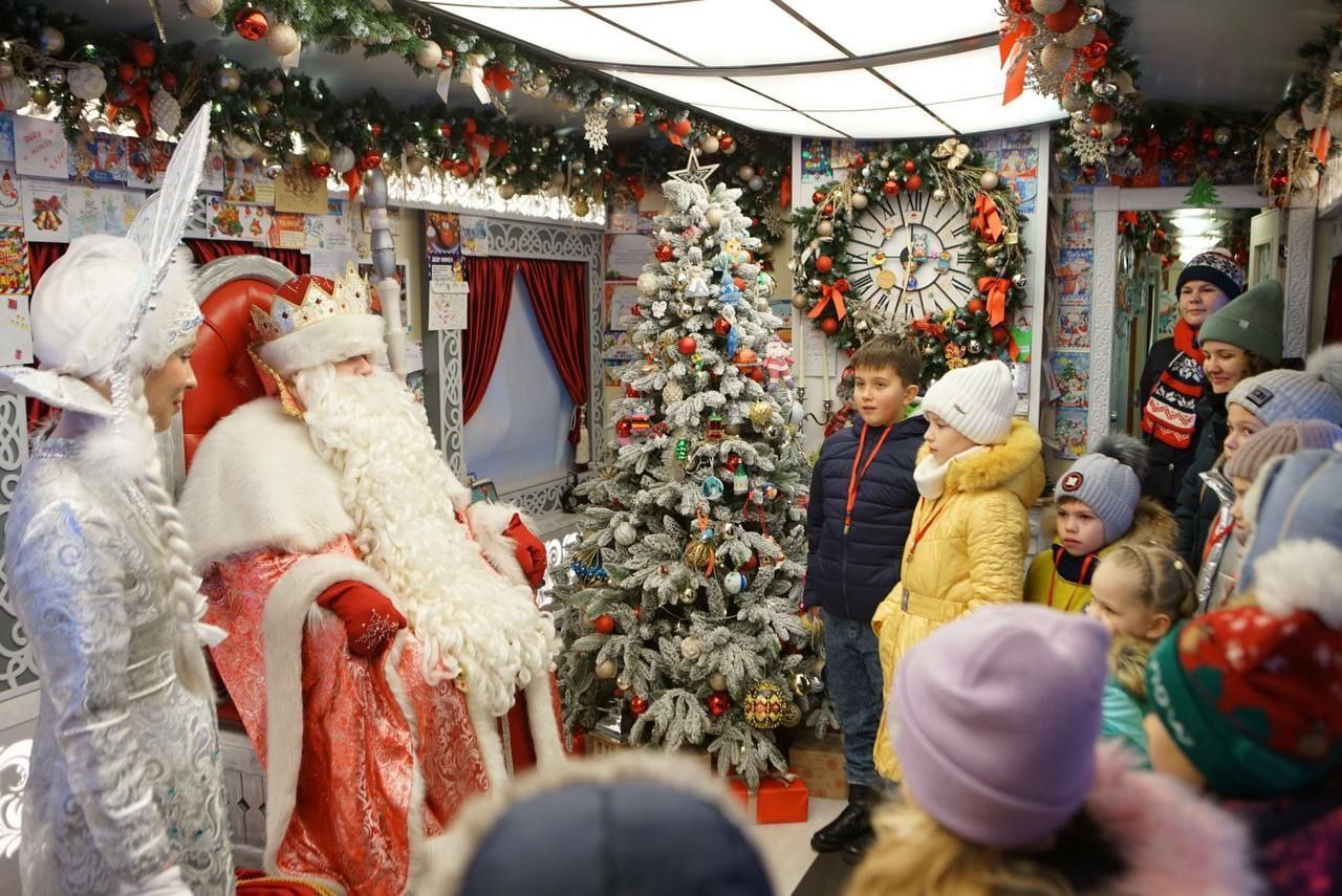 Поезд Деда Мороза в Ульяновске: фоторепортаж