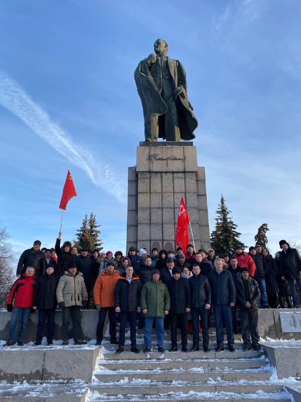 Ульяновские коммунисты начали отмечать 100-летие образования СССР
