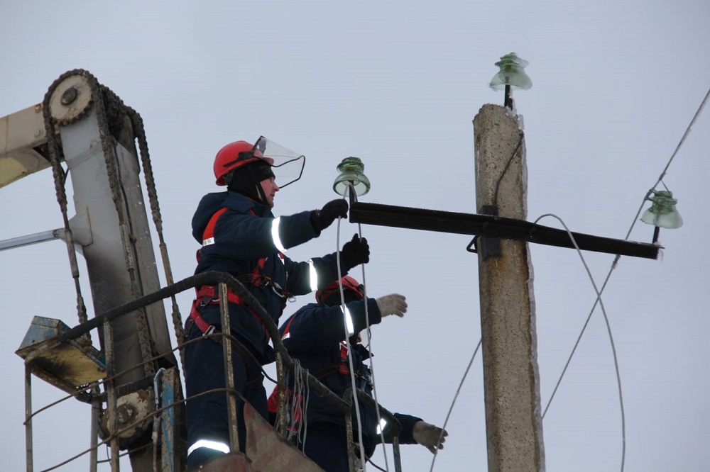 Ульяновских энергетиков поблагодарили за помощь в восстановлении электроснабжения на территории Чувашской Республики