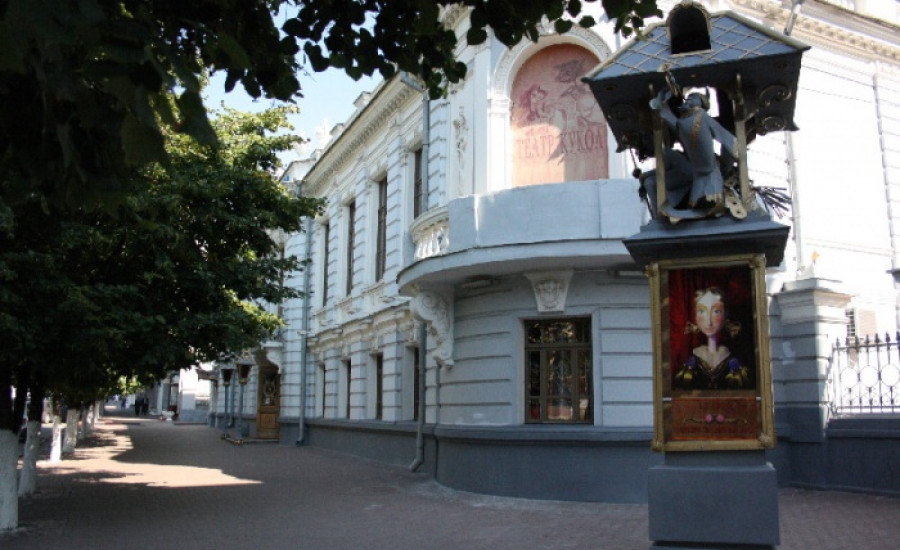 В ульяновский Театр кукол купят прожекторы за 5 млн рублей