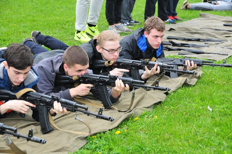 Для ульяновских школьников организуют военные сборы