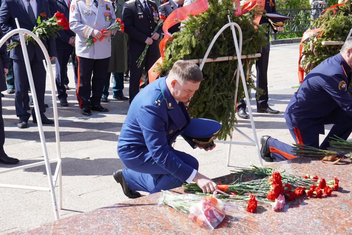 В Ульяновске прокуроры почтили память павших в Великой Отечественной войне