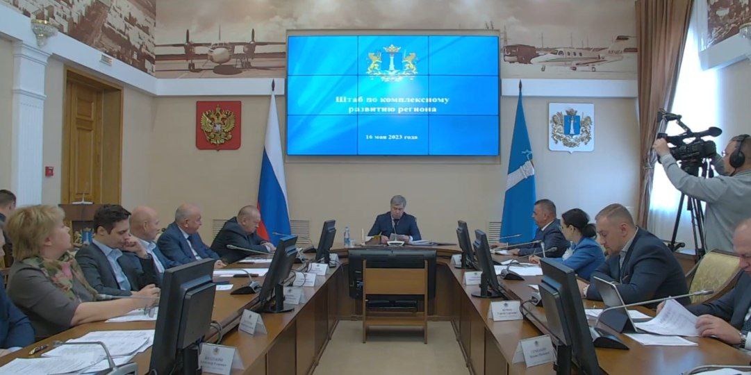 «Нас топят!»: губернатор Русских потребовал решить вопрос с низкими зарплатами в заведениях общепита