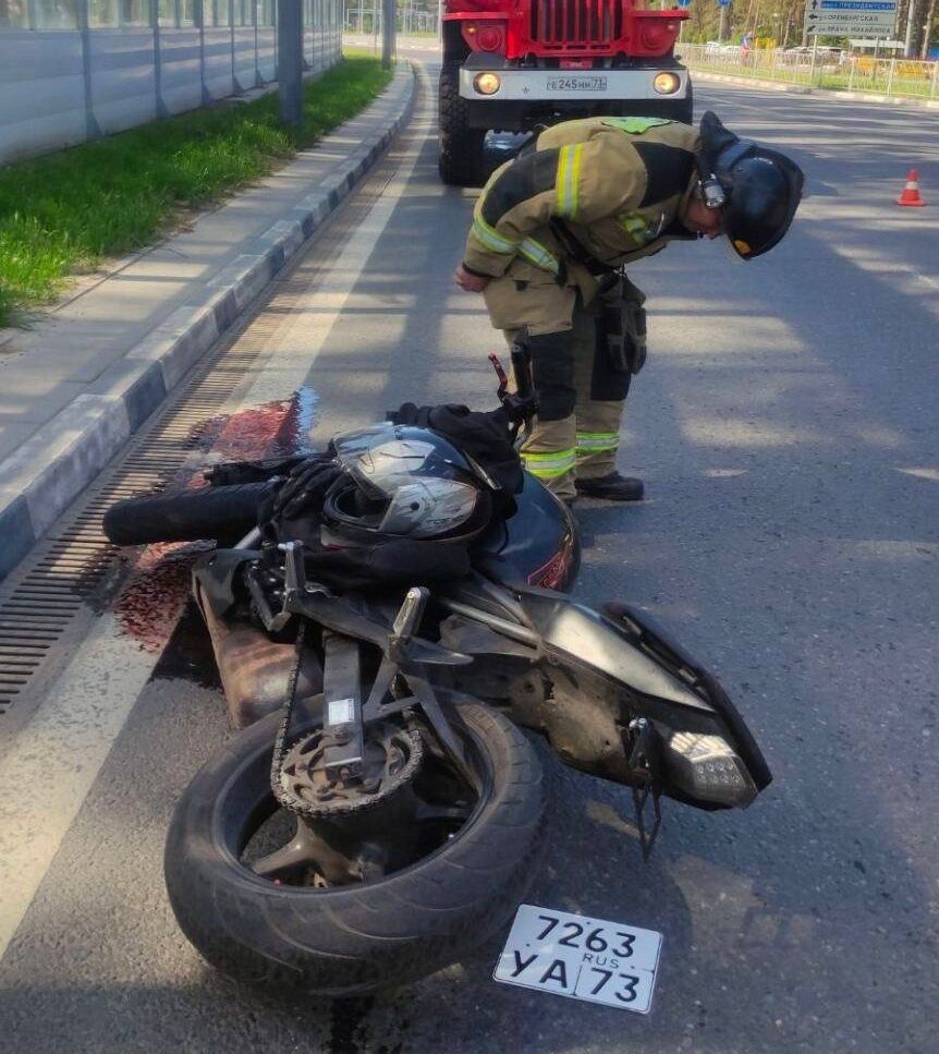 В Заволжском районе Ульяновска столкнулись мотоцикл и «Ниссан»