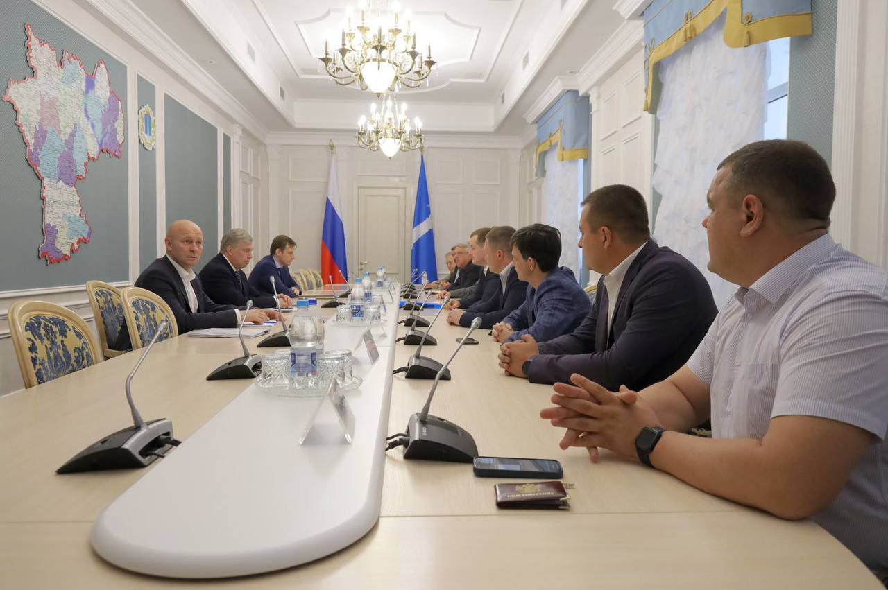 Ульяновские депутаты встретились с губернатором перед ежегодным отчетом