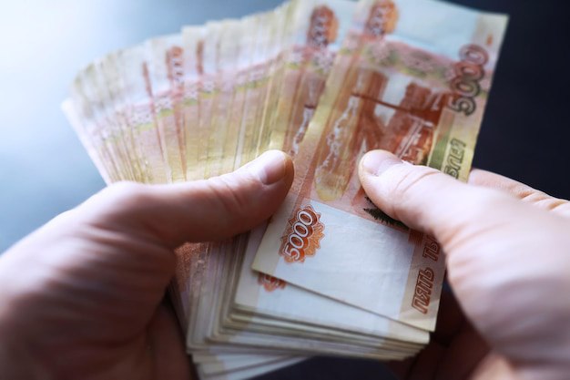 Ульяновская компания требует с самарского речпорта 5 млн рублей