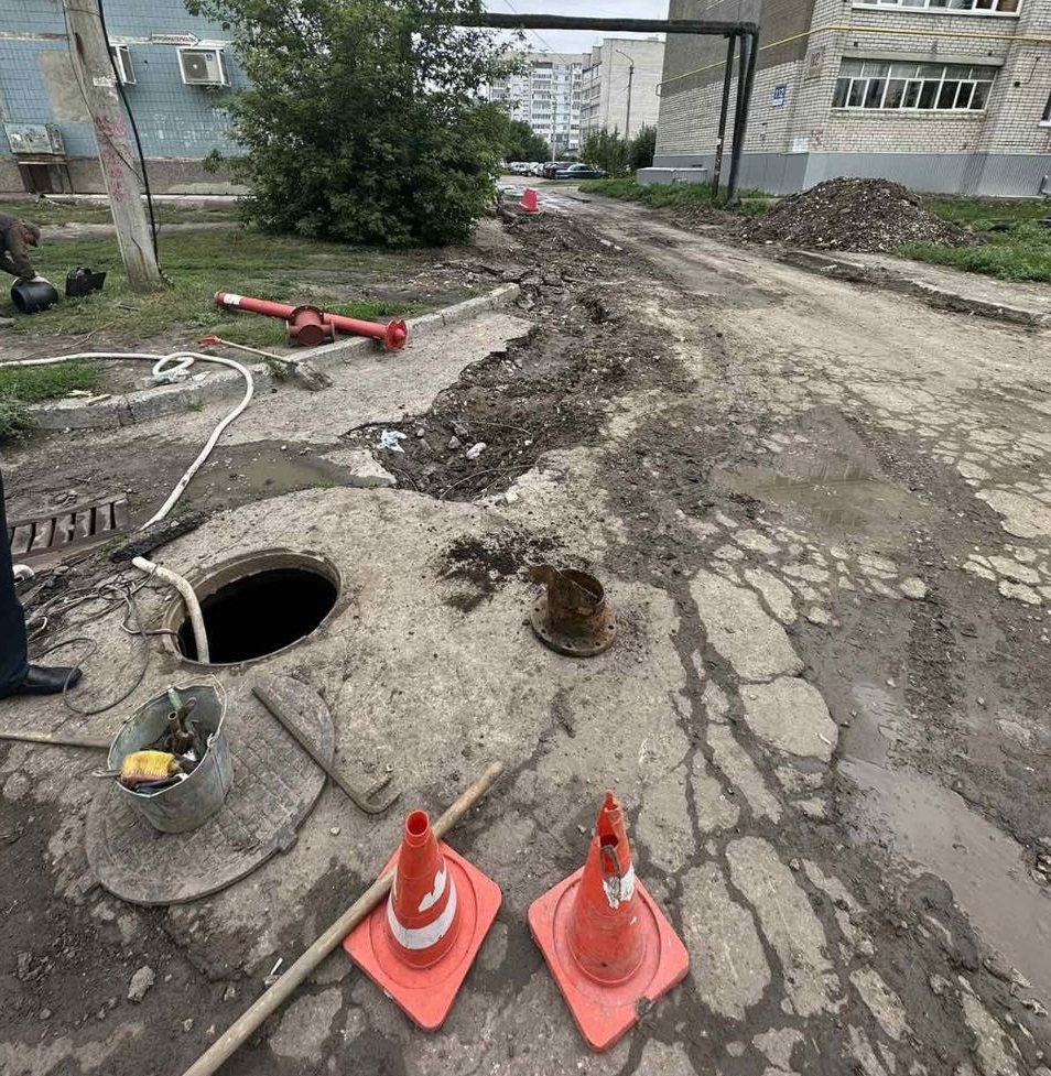 На улице Кадьяна в Ульяновске заменили водопровод / Новостной портал  Ульяновска / 73online.ru