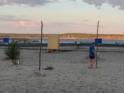 На Центральном пляже Ульяновска неизвестные похитили футбольные ворота