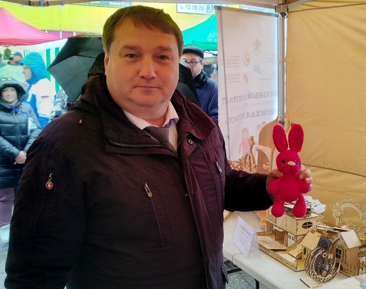 Ульяновский мэр Александр Болдакин приехал к "Аквамоллу"... Интересный контент в