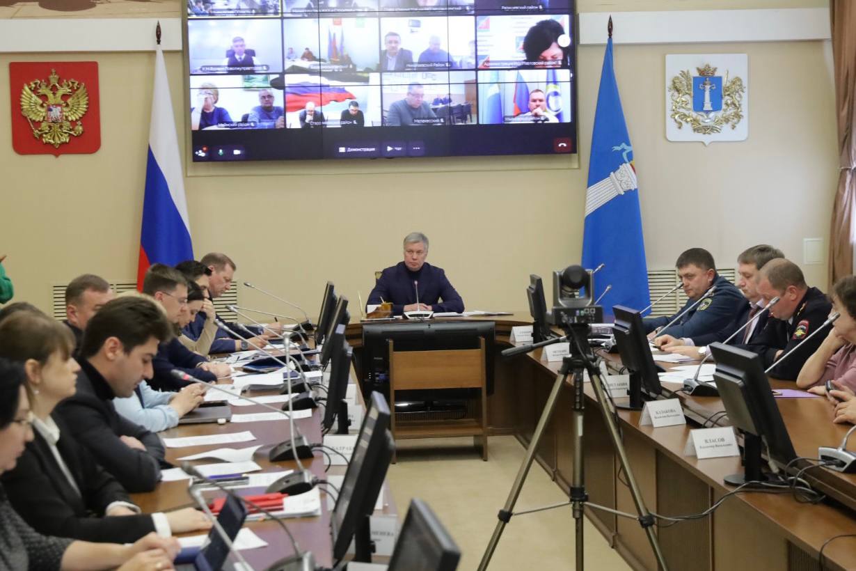 Губернатор поручил организовать на ульяновских дорогах пункты обогрева и ночлега
