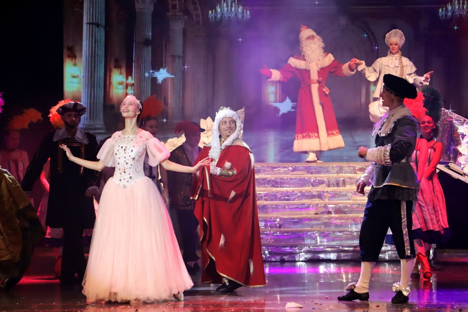 «Мисс Ульяновск — 2021» Адель Ильясова стала звездой новогоднего мюзикла «Золушка»