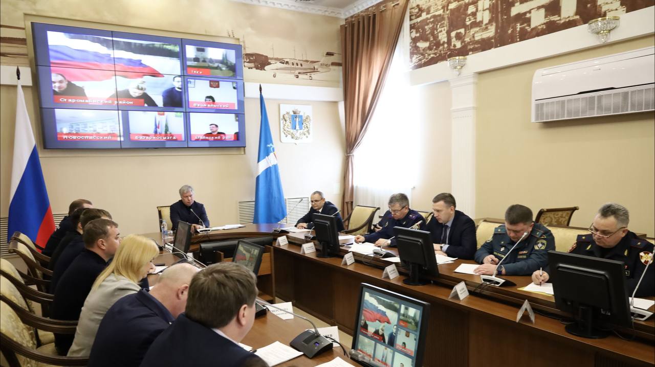Русских провел срочное заседание антитеррористической комиссии