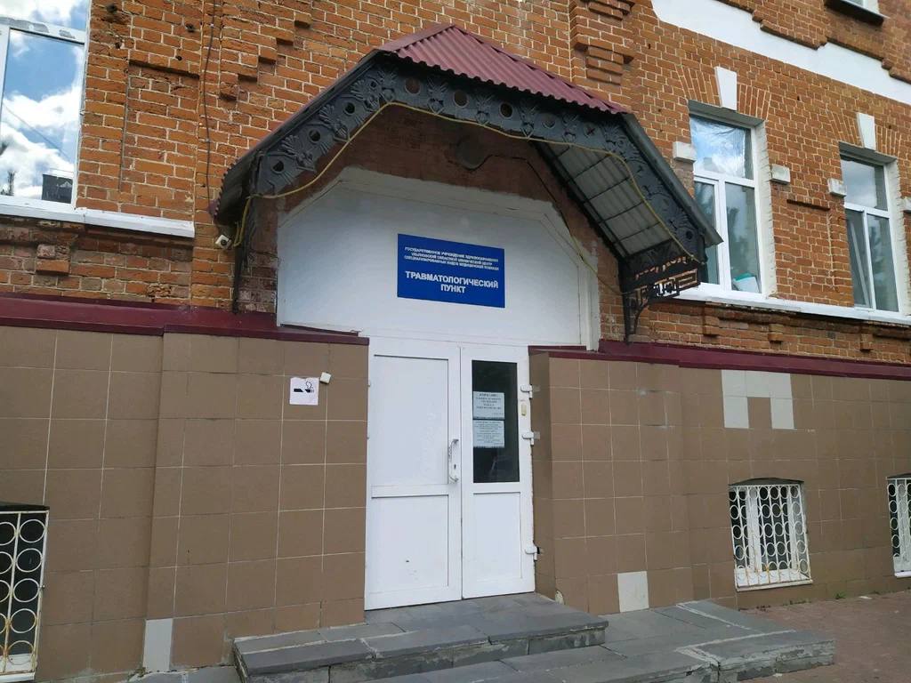 В травмпукте на Рылеева закрыли туалет: пациенты на костылях должны доскакать до соседнего корпуса