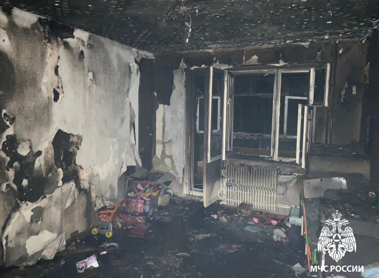 Ночью в Димитровграде спасли из пожара 8 человек