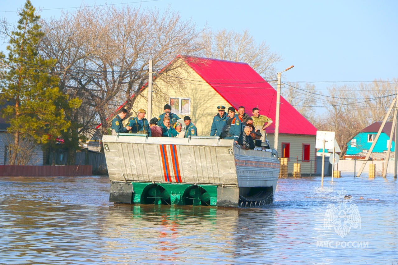 Из-за паводка в Оренбуржье эвакуировали более четырех тысяч жителей