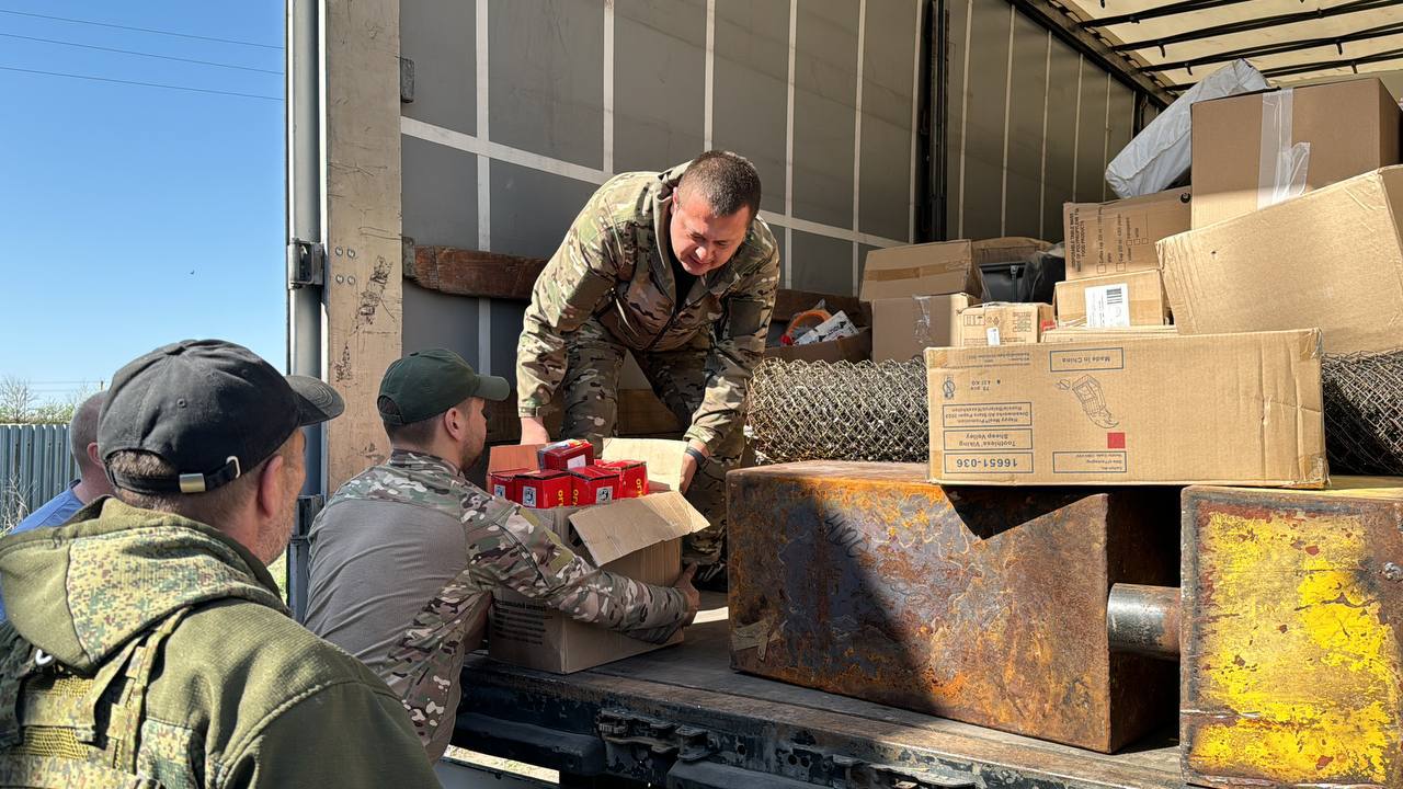 Ульяновские волонтеры передали гуманитарную помощь бойцам именного батальона «Свияга»
