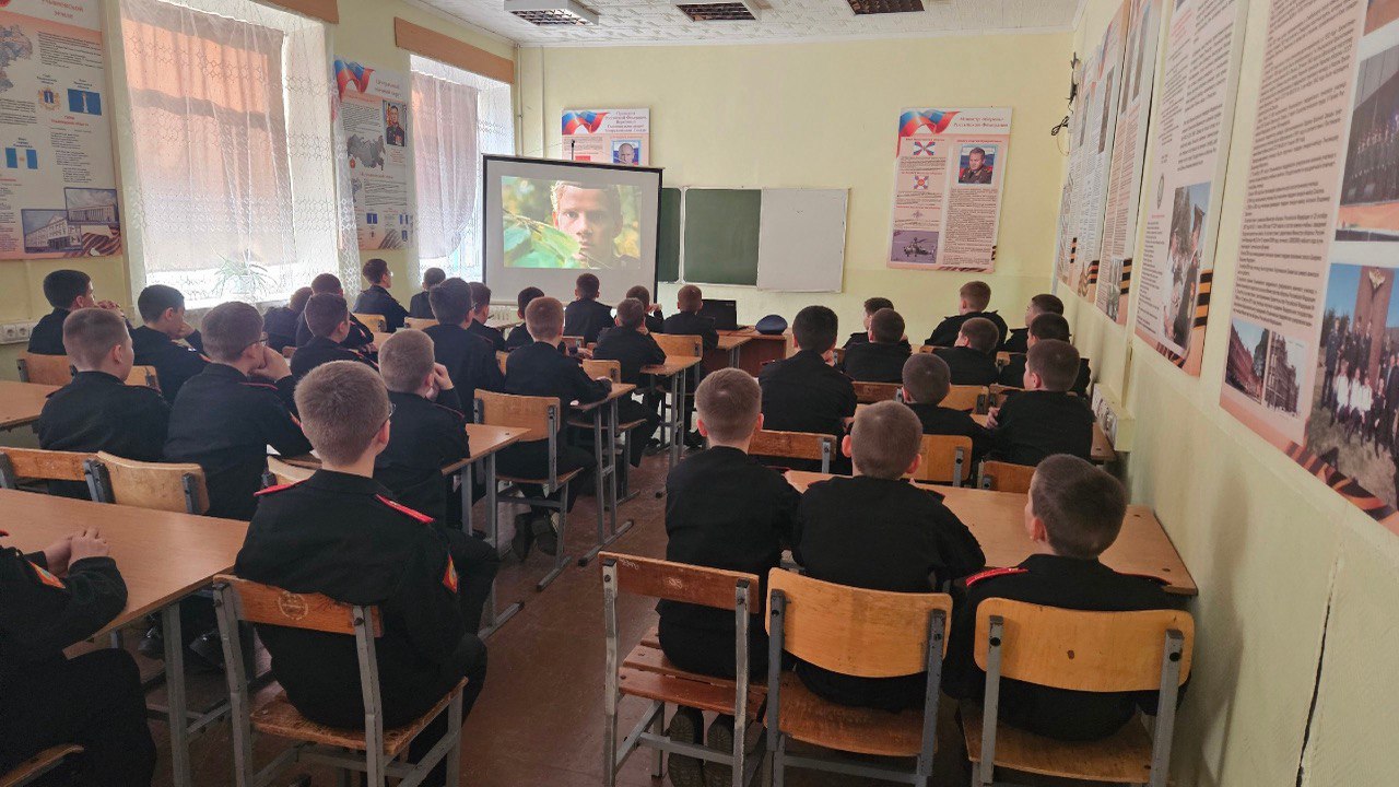 Ульяновским кадетам рассказали об операциях, проведенных контрразведкой «Смерш»