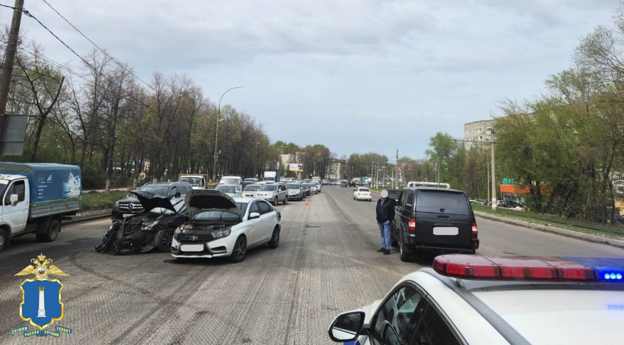 В тройном ДТП на улице Пушкарёва пострадала женщина