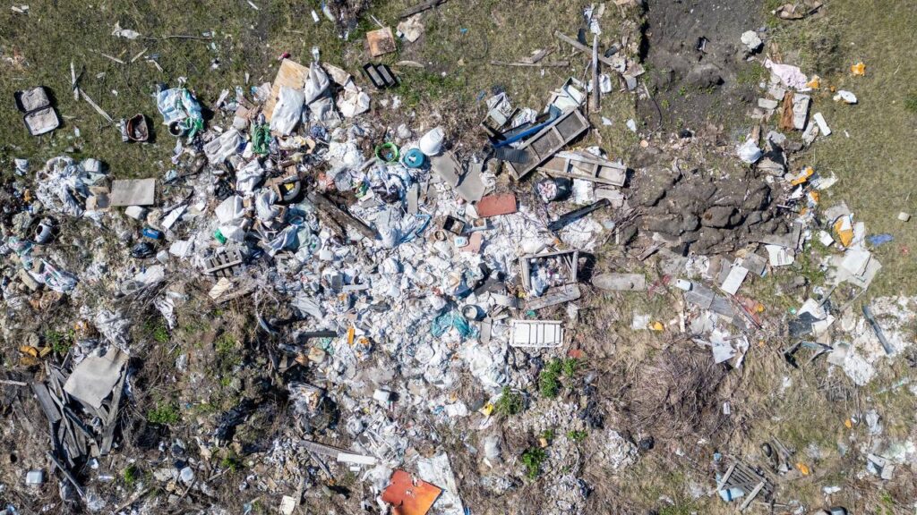 Губернатору Русских показали «самую красивую» мусорную свалку