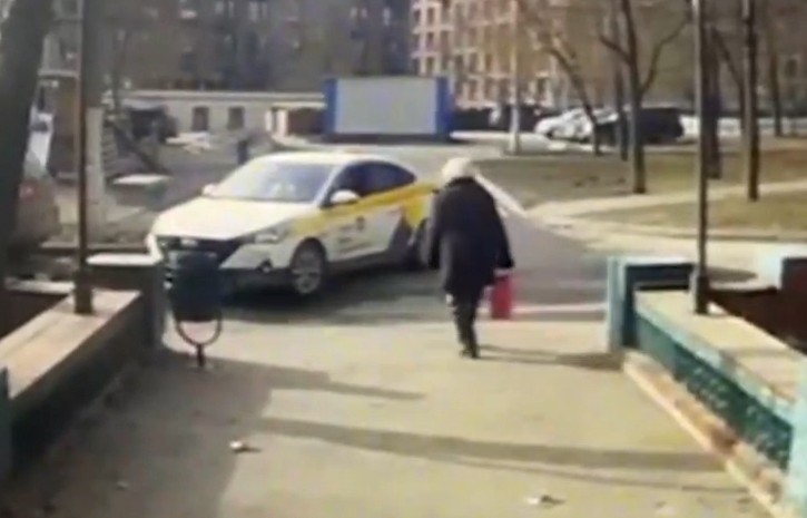 В Москве задержали ульяновцев, разводивших на деньги столичных бабушек: видео