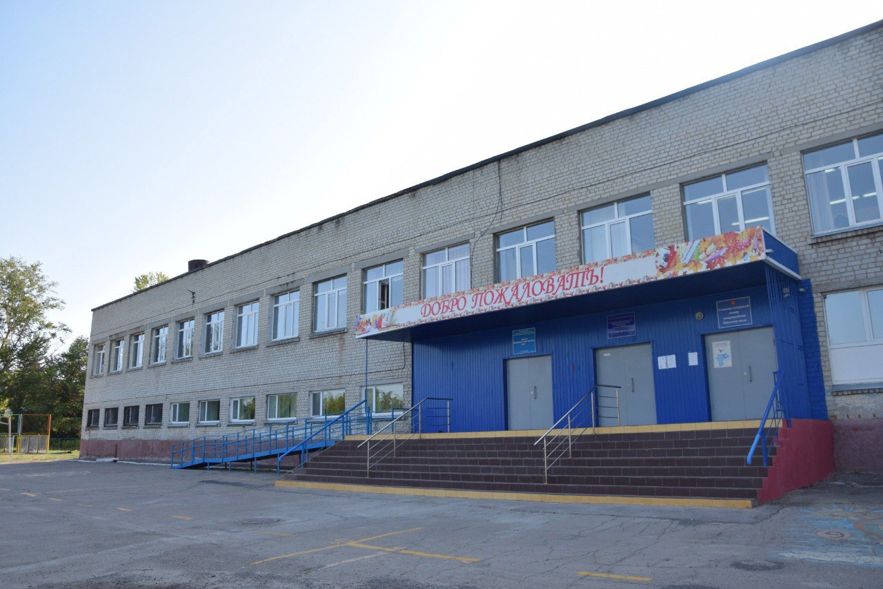 В ульяновской школе №27 прохудилась крыша