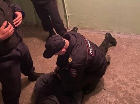 Затаил обиду и проткнул ножом. В Павловском районе полицейские задержали рецидивиста