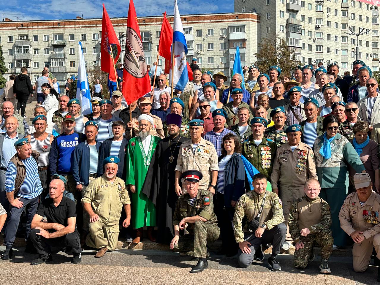 «Расплескалась синева...» В Ульяновске отметили день ВДВ
