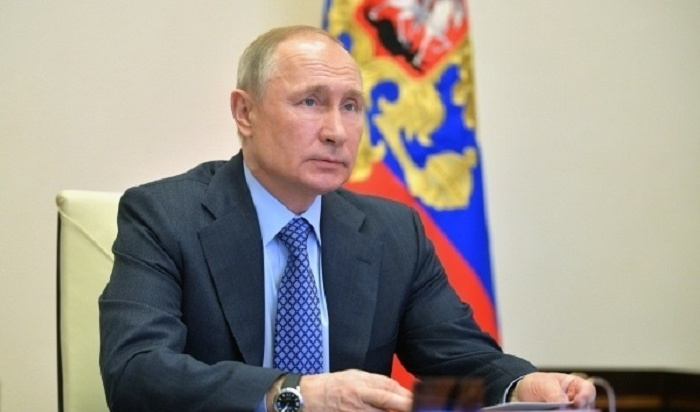 Владимир Путин пообещал дать деньги бизнесу на зарплаты