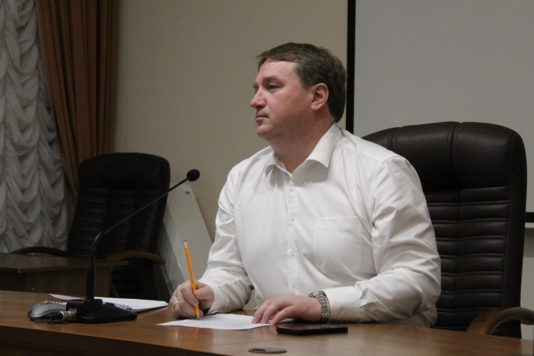 Глава Ульяновска Болдакин сравнил с мусорным контейнером часть улицы Рябикова -