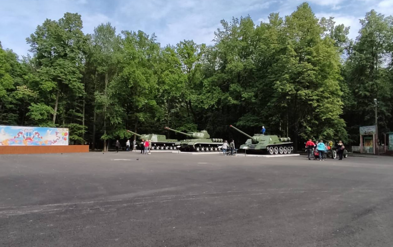 Парк победы ульяновск. Фотографии парка Победы. В парке Победы. Парк Прибрежный Ульяновск.