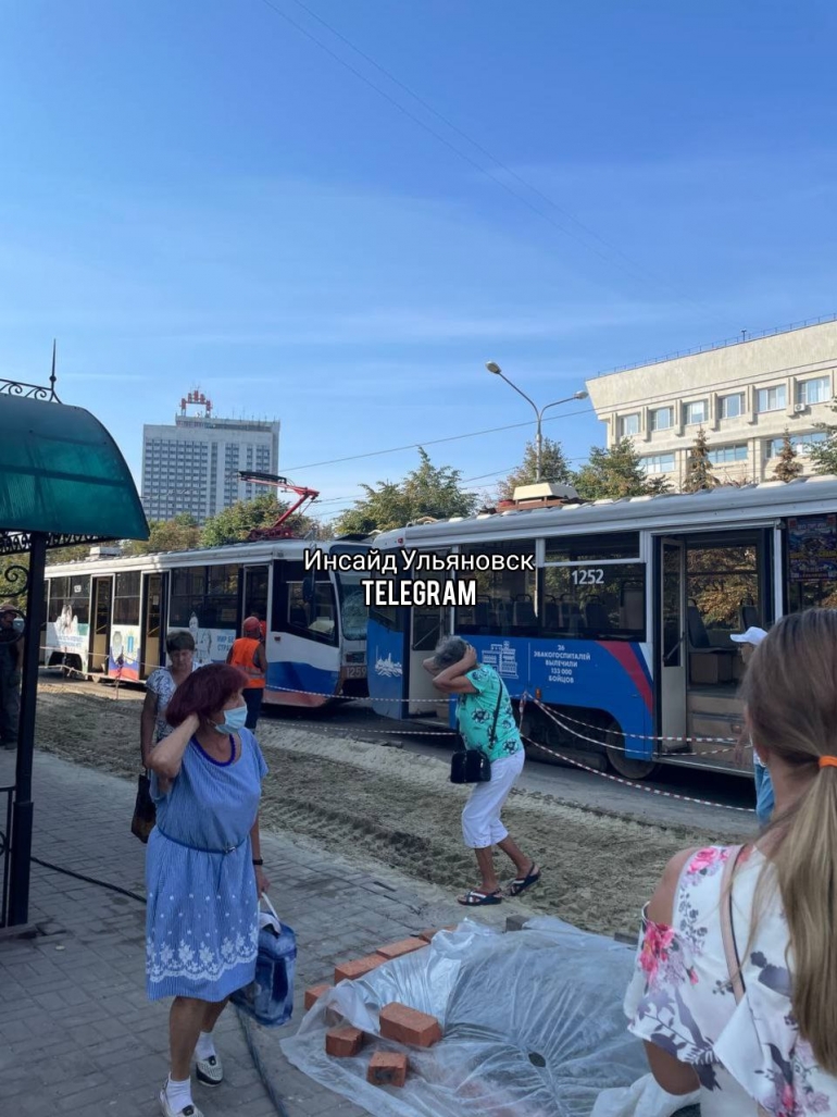 Очевидцы: два трамвая столкнулись в Ульяновске