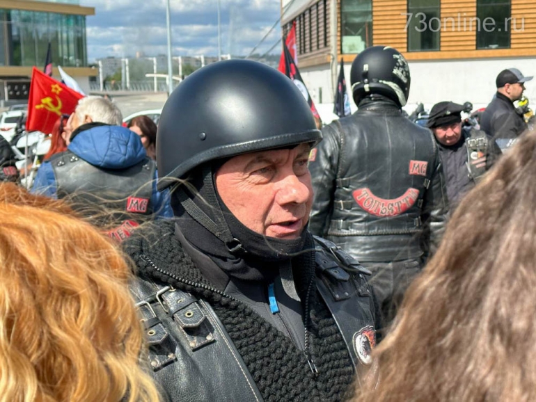 Под рев. Ночные волки Ульяновск Парфенов. Ночные волки Ульяновск. Ночные волки Москва.